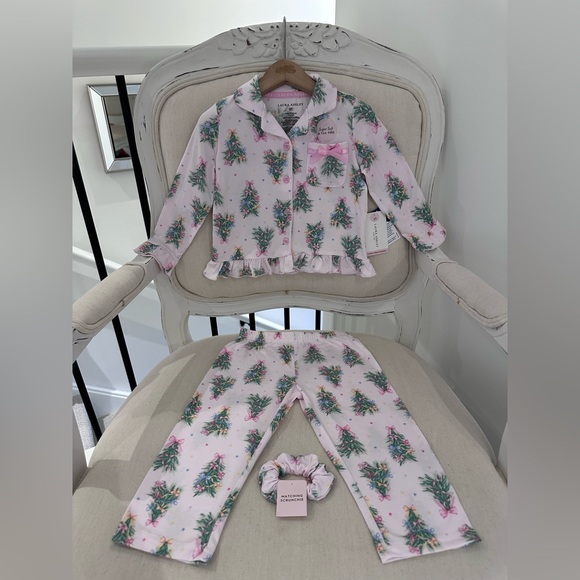 Laura Ashley Other - 🎀 2T Floral, Ribbon, Bow & Christmas Tree Ruffled Toddler Pajamas Set